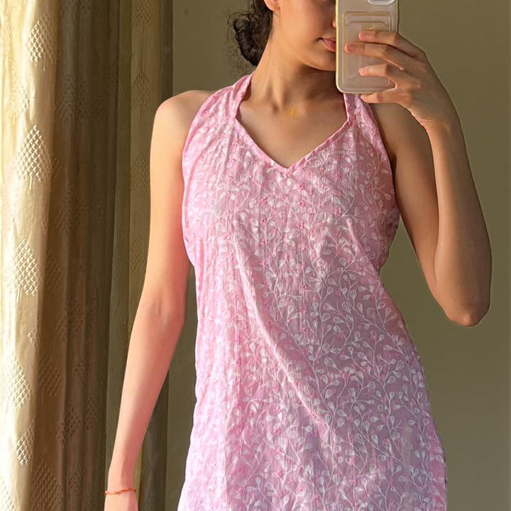 Pink sleevless v neck short kurti
